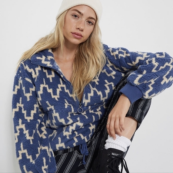 Billabong Striped Oversized Time Off Sherpa Half-Zip Sweatshirt - Picture 1 of 9